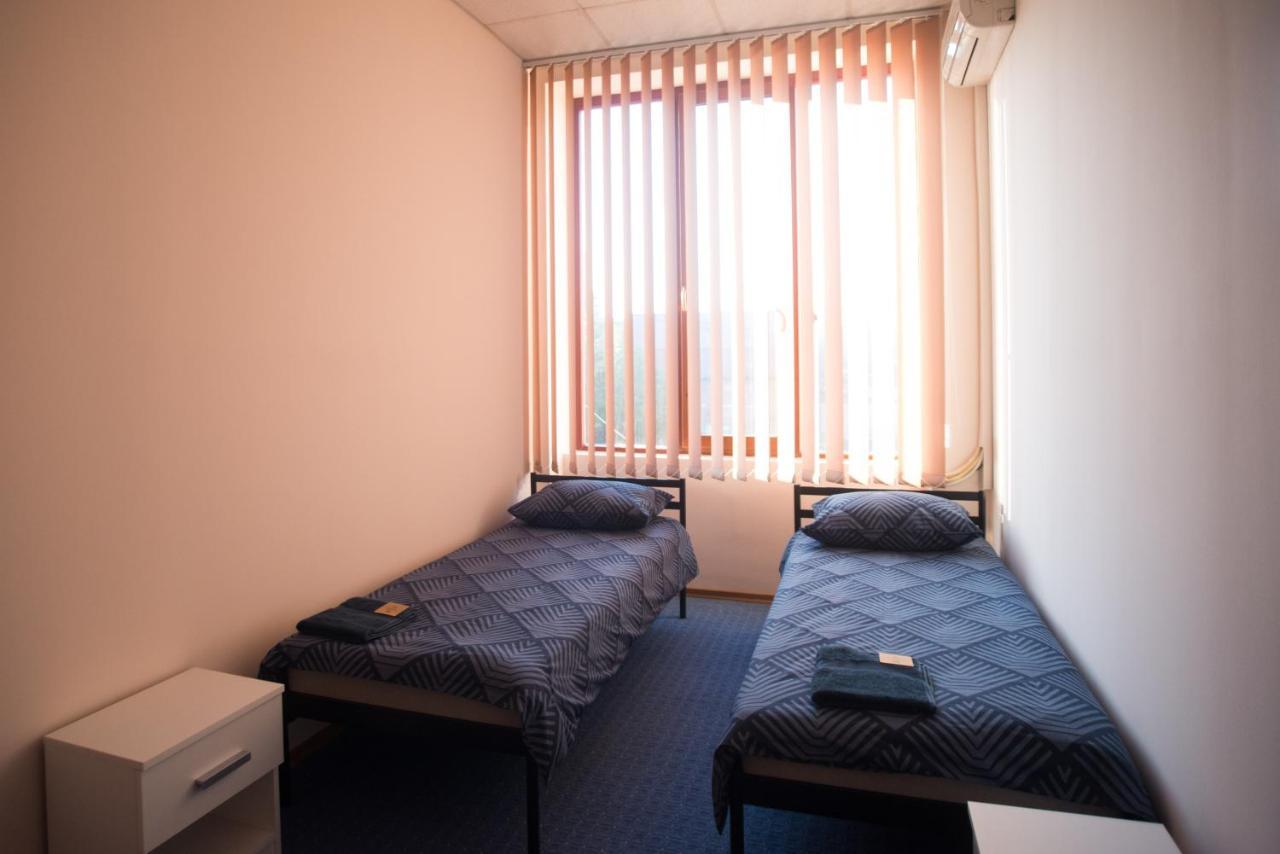 Si-Yo Hostel Ungvár Kültér fotó