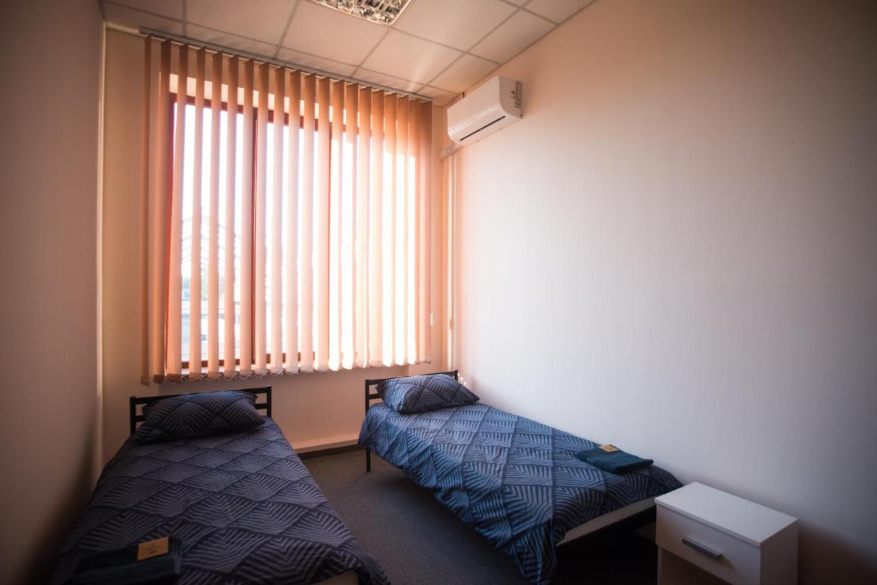 Si-Yo Hostel Ungvár Kültér fotó