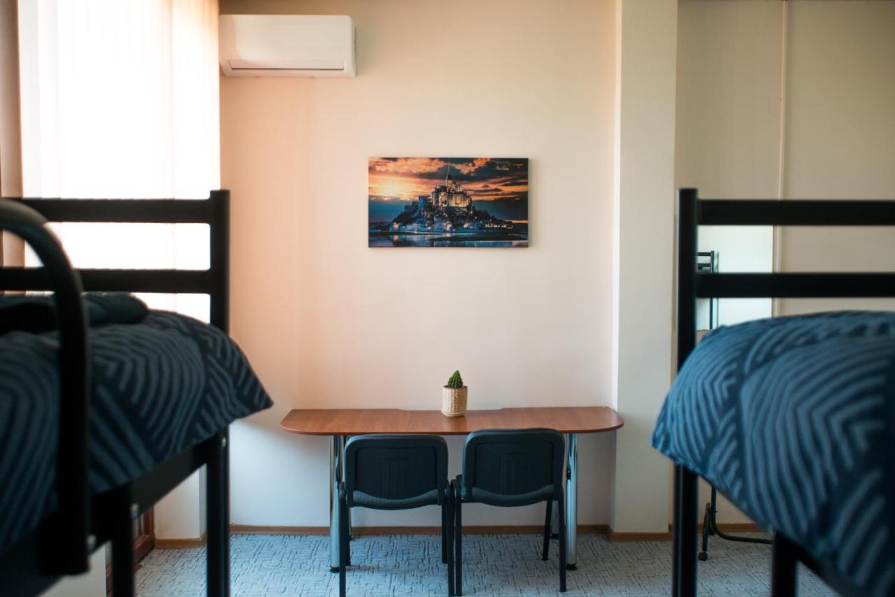 Si-Yo Hostel Ungvár Kültér fotó